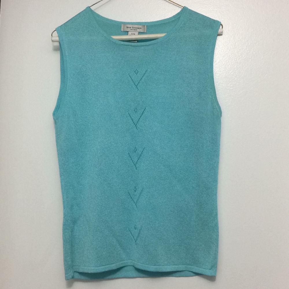 Iris Singer tank top